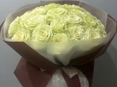 Букет из роз «Фисташковое мороженое»